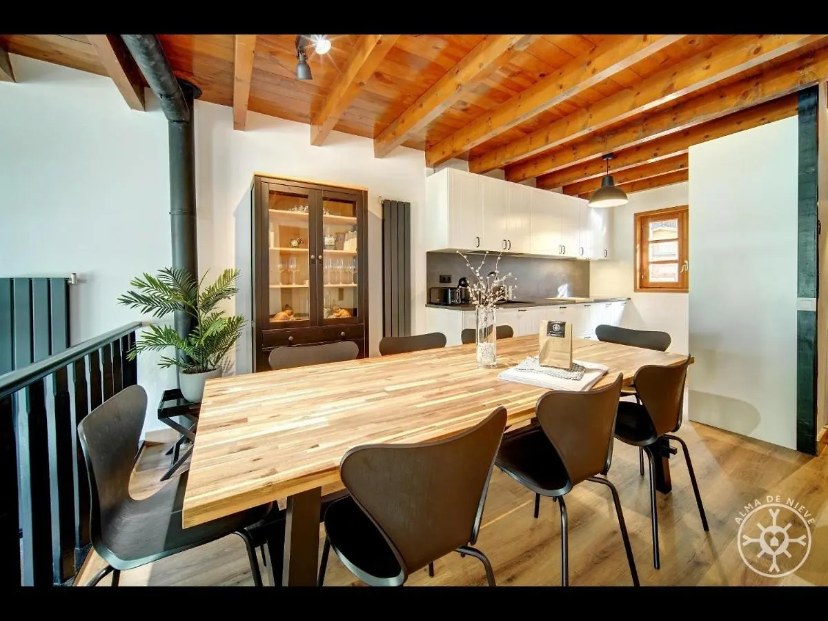 Casa Del Valle De Alma De Nieve Tredos Holiday home