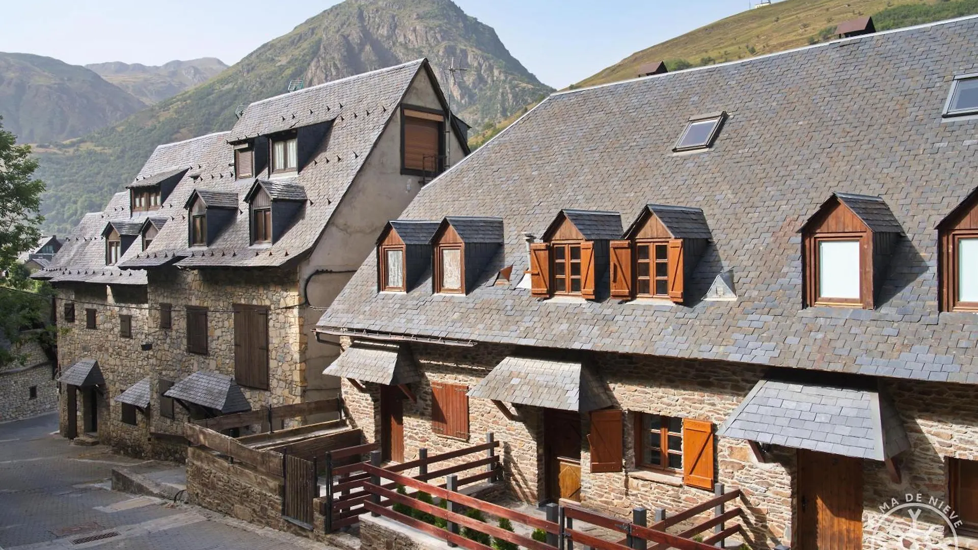 Casa Del Valle De Alma De Nieve Tredos Spain